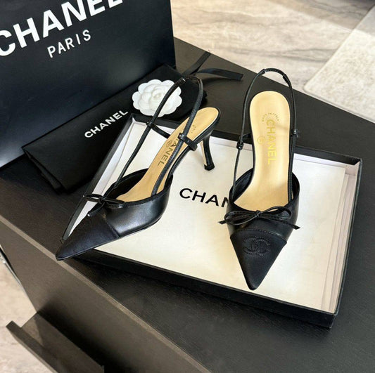 CHANEL
☘️ *SIZE 36 to 41 ☘️
260 dhs❣️
Zain224
♥️♥️♥️