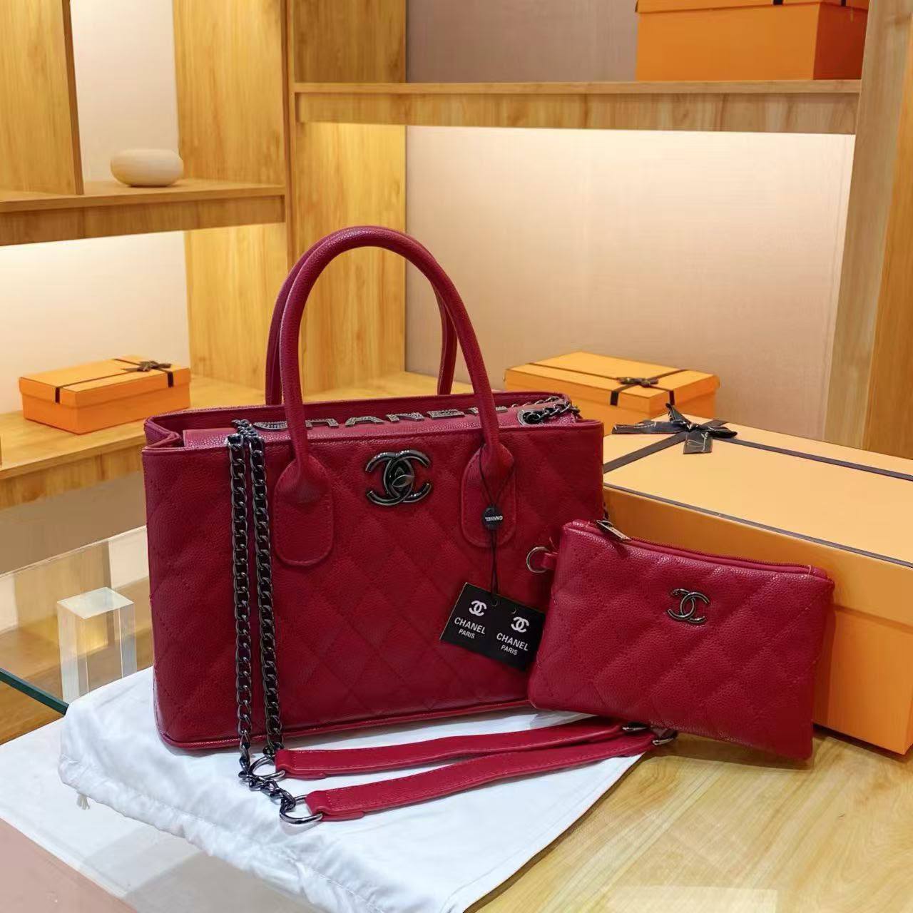 Chanel
Size 33×21×14cm
120 dhs🇦🇪🇦🇪
High quality
Zain04
♥️♥️♥️