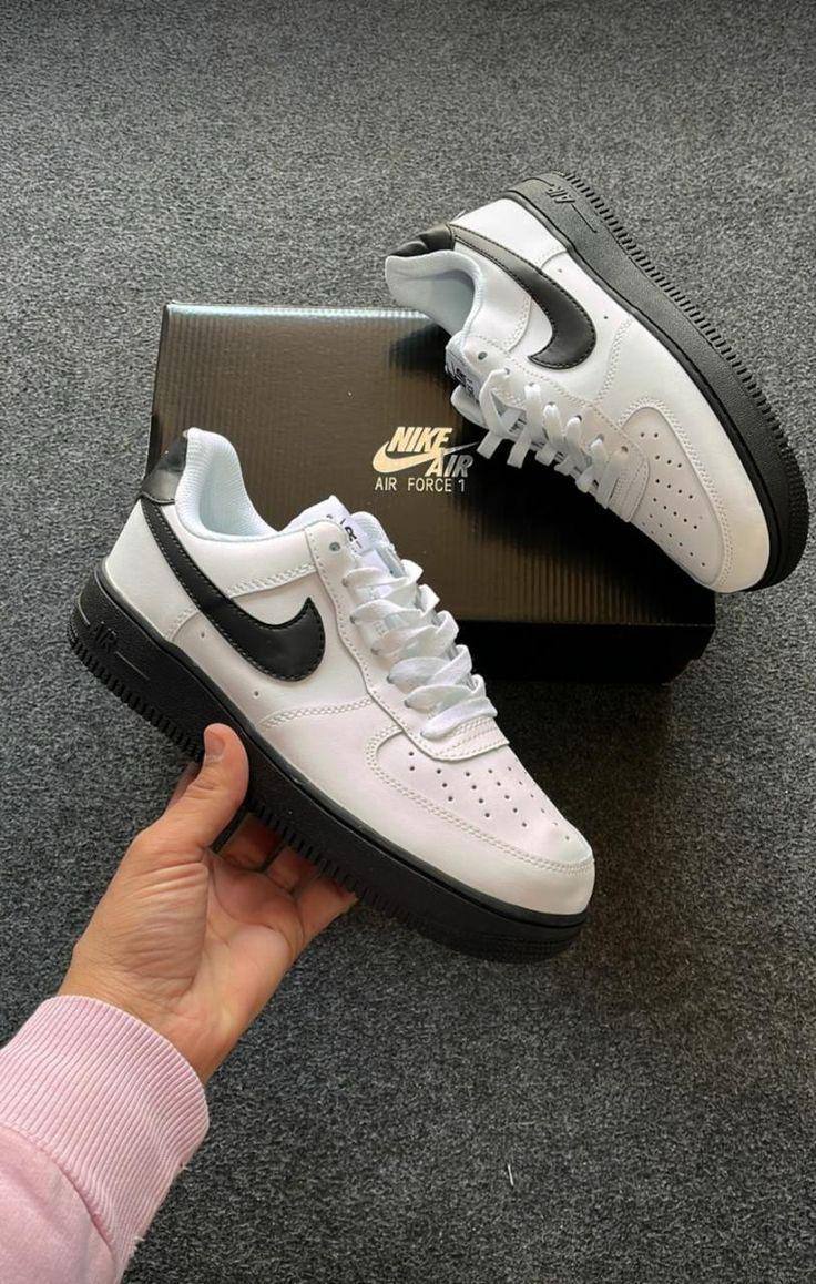 Nike
Size 40-45⚡️
120 dhs❣️
Zain183
♥️♥️♥️