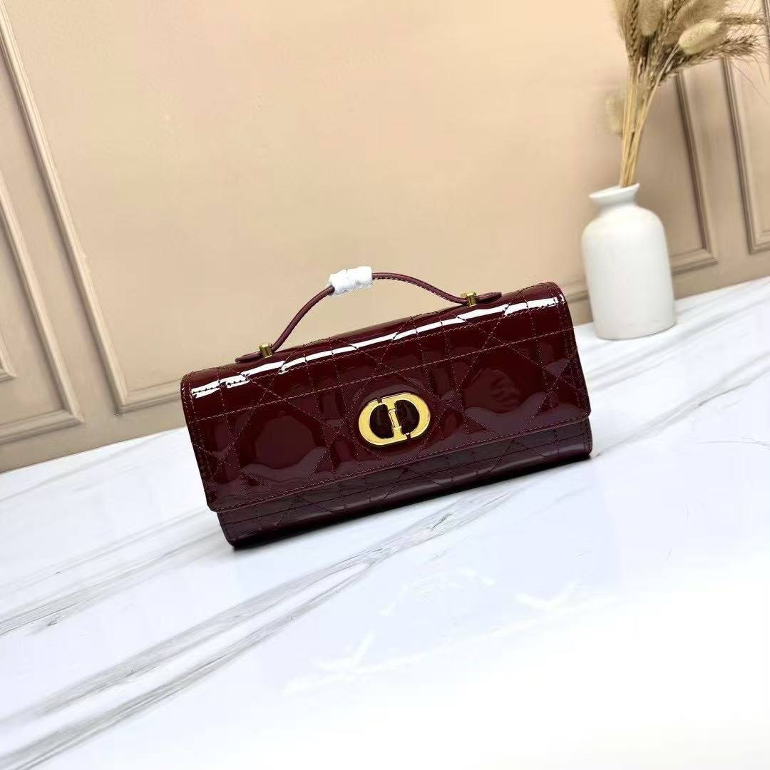 Dior
Master🌺🌺
280 dhs💓
Zain141
♥️♥️♥️