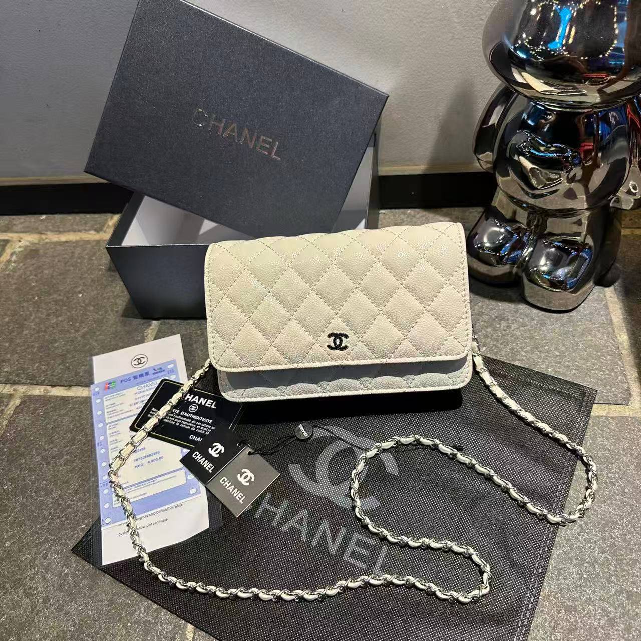 Chanel
with box
good quality
110 dhs💓
Zain143
♥️♥️♥️