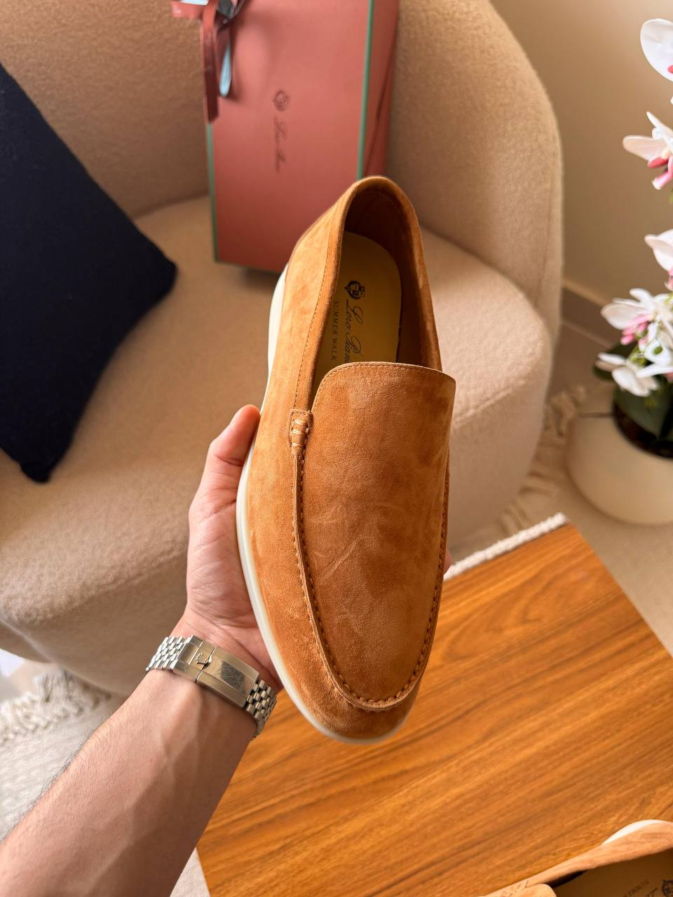 LORO SUMMER WALK
*AAA quality*
*SIZE: 40 to 47*
450 dhs🪙💚
Zain185
♥️♥️♥️