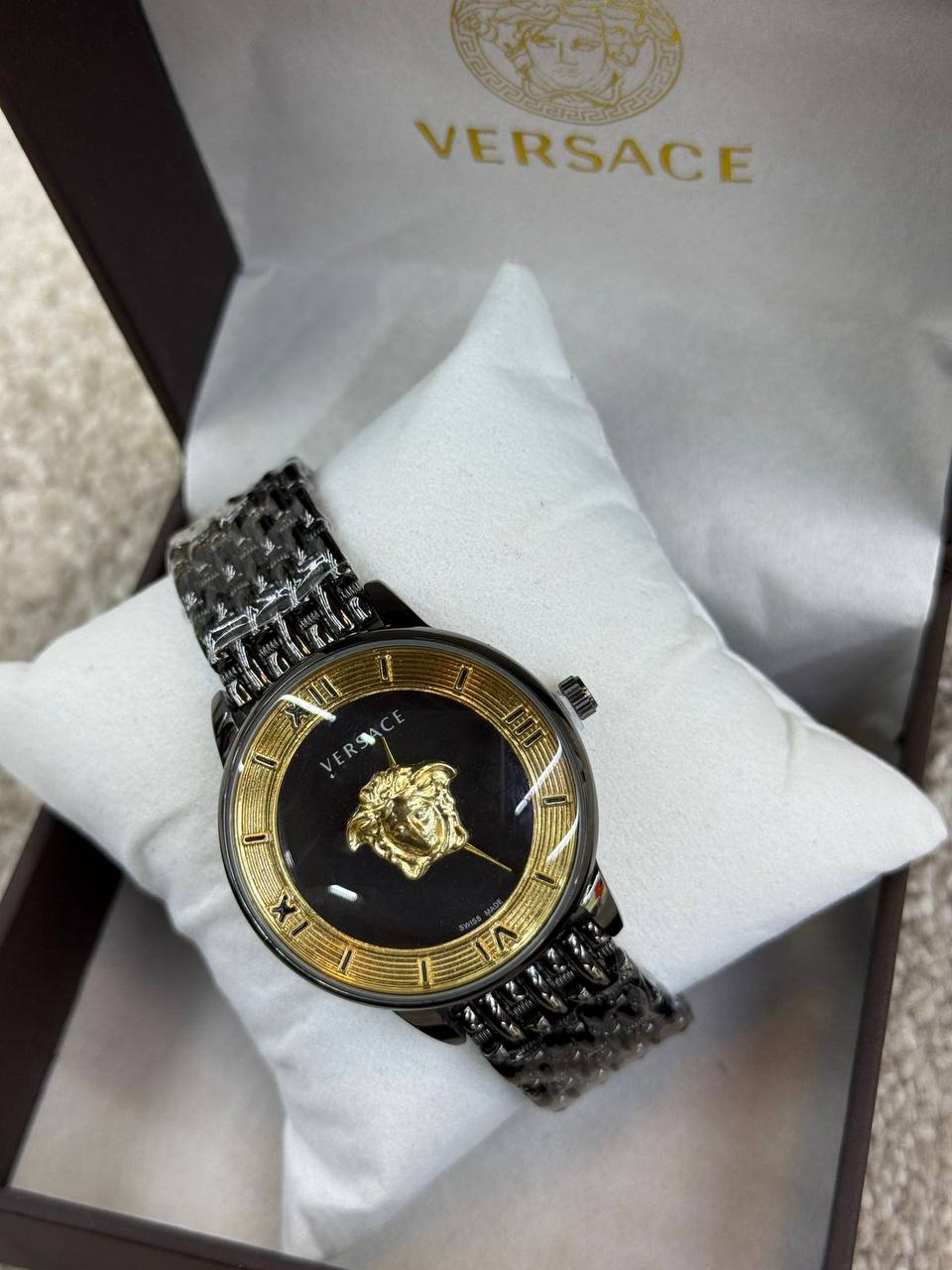 VERSACE🆕 LADIES
GOOD QUALITY 💯
60 dhs🪙💕
Zain133
♥️♥️♥️