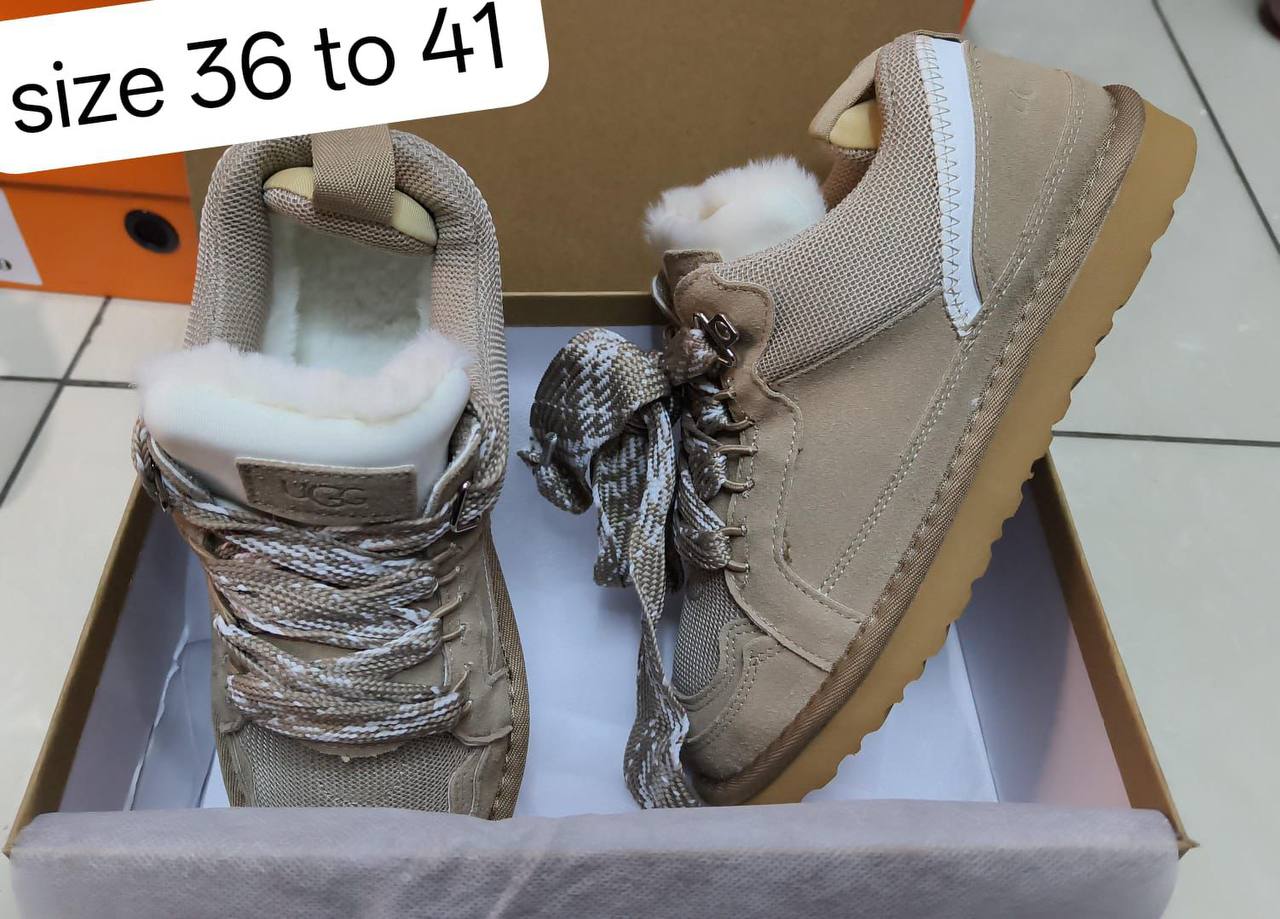 UGG shoes
(size small)
size 36 to 41
120 dhs💓
Zain146
💓💓💓