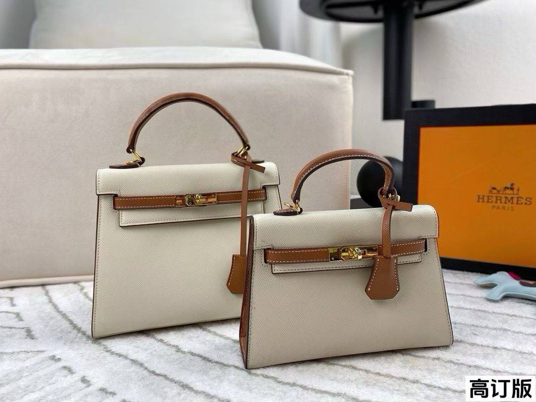HERMES
Master❣️❣️
22cm 300 dhs🇦🇪🇦🇪
24cm 330 dhs🇦🇪🇦🇪
Zain141
♥️♥️♥️