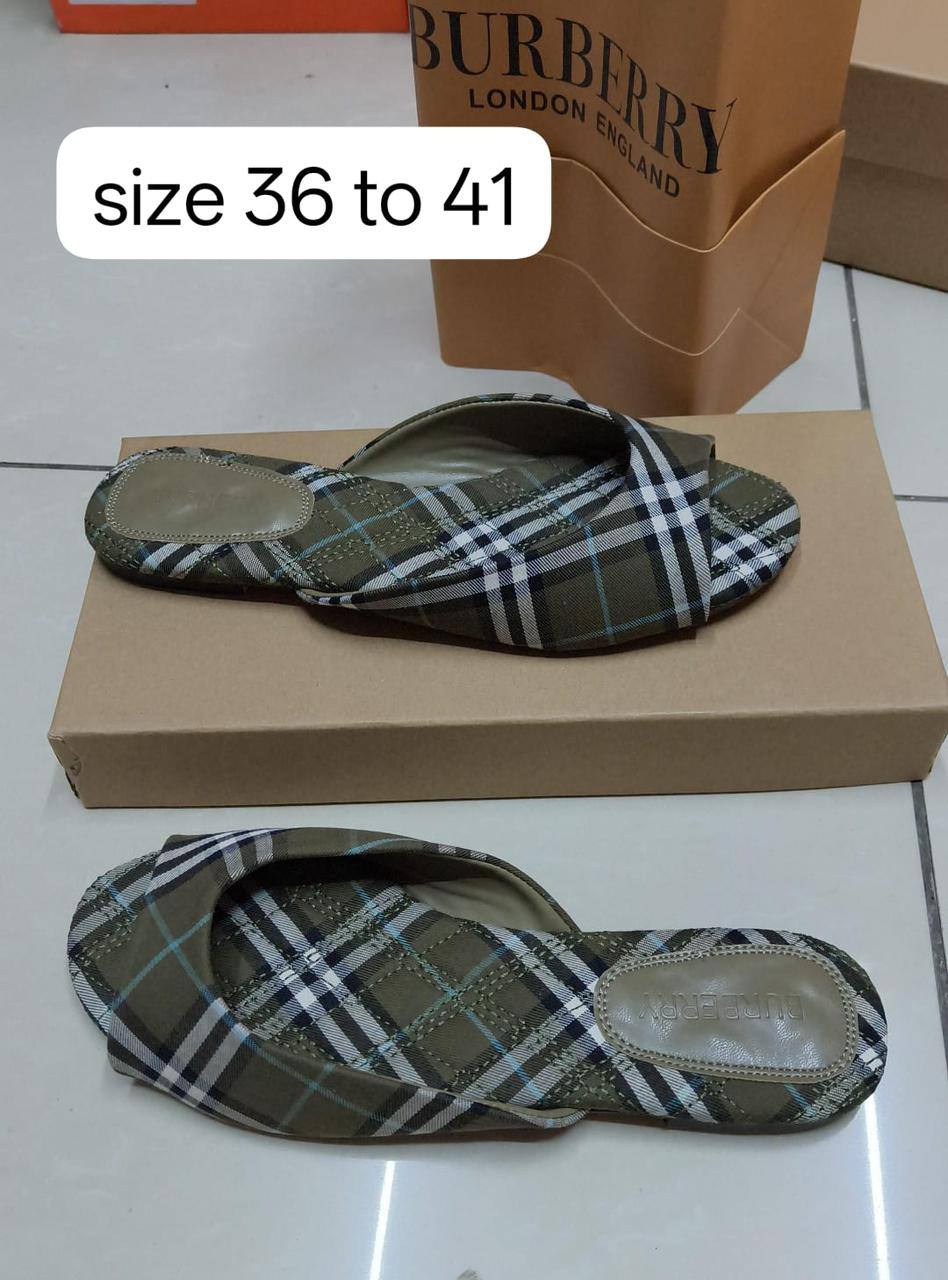 BURBERRY
Size 36 to 41
85 dhs💓
Zain103
♥️♥️♥️