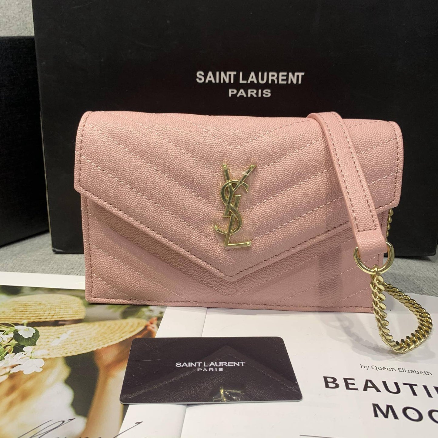 YSL
Best quality with box
95 dhs🇦🇪🇦🇪
size 19CM
Zain290
♥️♥️♥️
