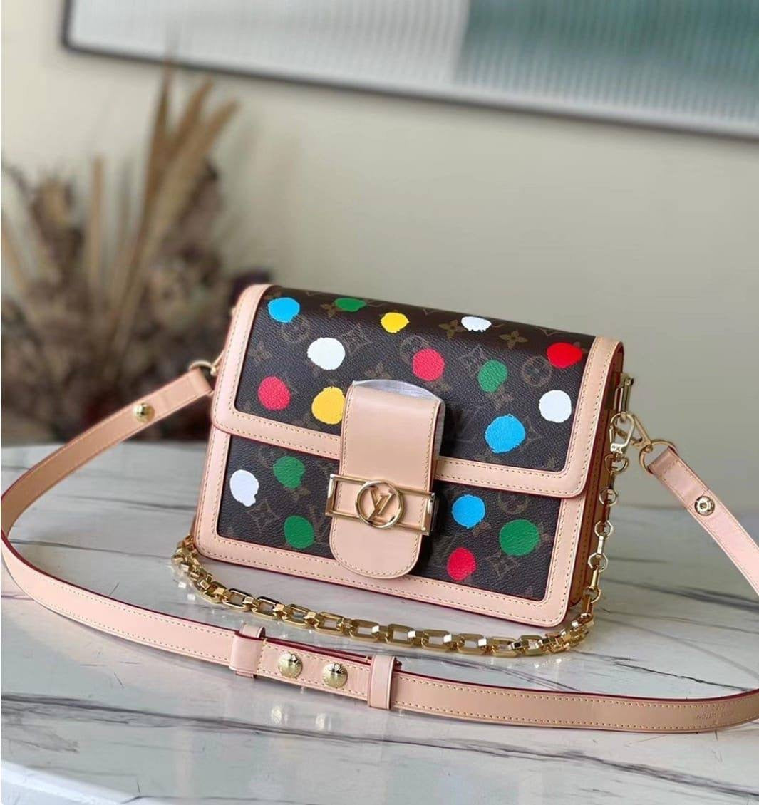 LV
NOW SPECIAL OFFER 
With leather
130 dhs🇦🇪

Zain39
♥️♥️♥️