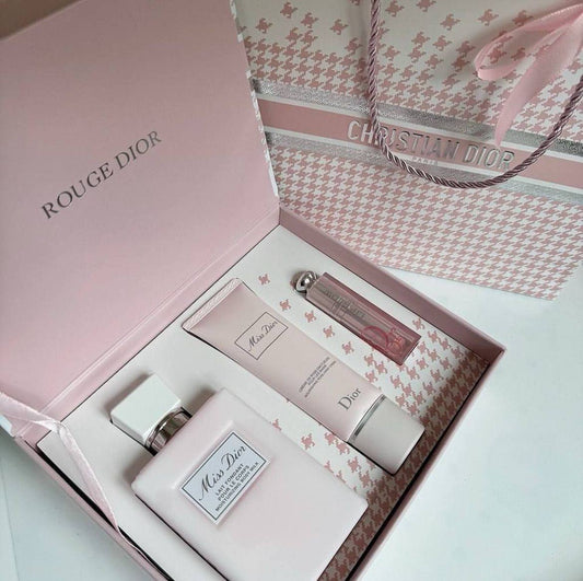 Chanel Set
85 dhs🇦🇪

Zain24
🌸🌸🌸