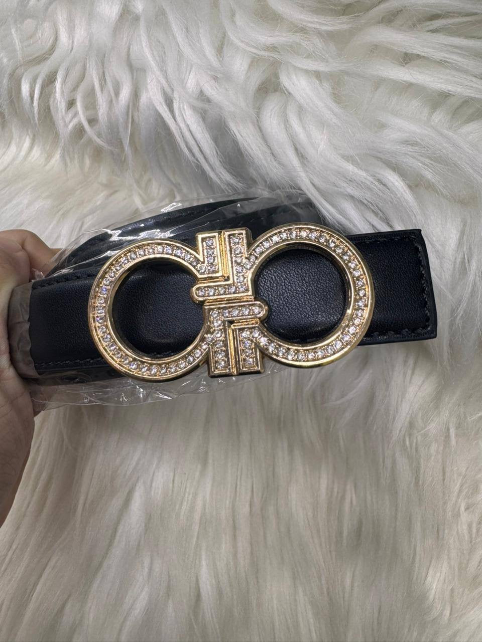 Brand belt
High  Quality 
Size：110 * 2.5 cm
25 dhs🪙

Zain115
♥️♥️♥️