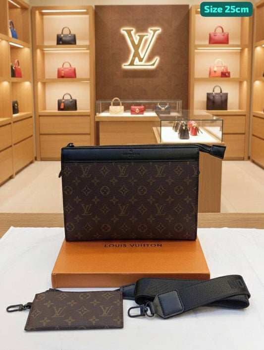 LV 
Good quality 

with box 
🎁🎁🎁

75 dhs🇦🇪

Zain186
♥️♥️♥️
Clutch