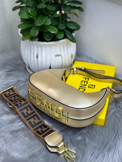 FENDI
SIZE……….24CM
105 dhs🇦🇪

With box
🎁🎁🎁

Zain244
♥️♥️♥️