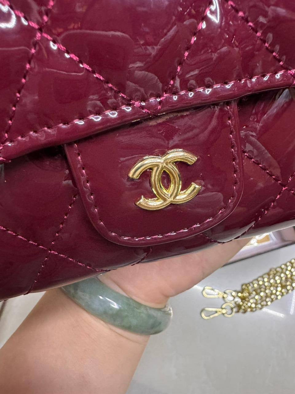 Chanel CF
Size : 23 * 14 cm

85 dhs🇦🇪

with box
 🎁🎁🎁

Zain115
♥️♥️♥️