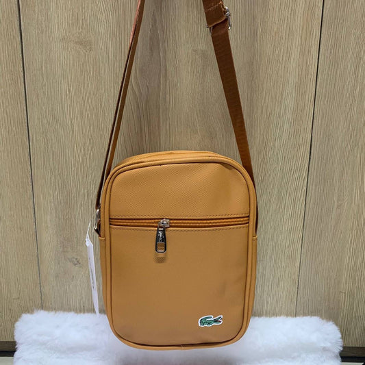 LACOSTE Bag 

GOOD quality 
30 dhs🇦🇪

Zain40
♥️♥️♥️
