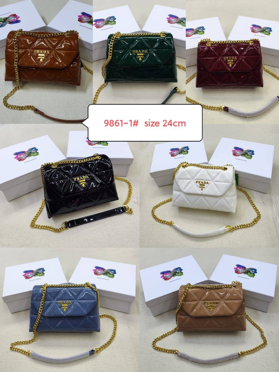 Prada

90 dhs🇦🇪

with box
🎁🎁🎁

size 24cm

Zain26
♥️♥️♥️