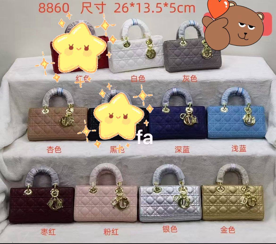 Dior
105 dhs🇦🇪

Good quality 
with box
🎁🎁🎁

Zain35
♥️♥️♥️