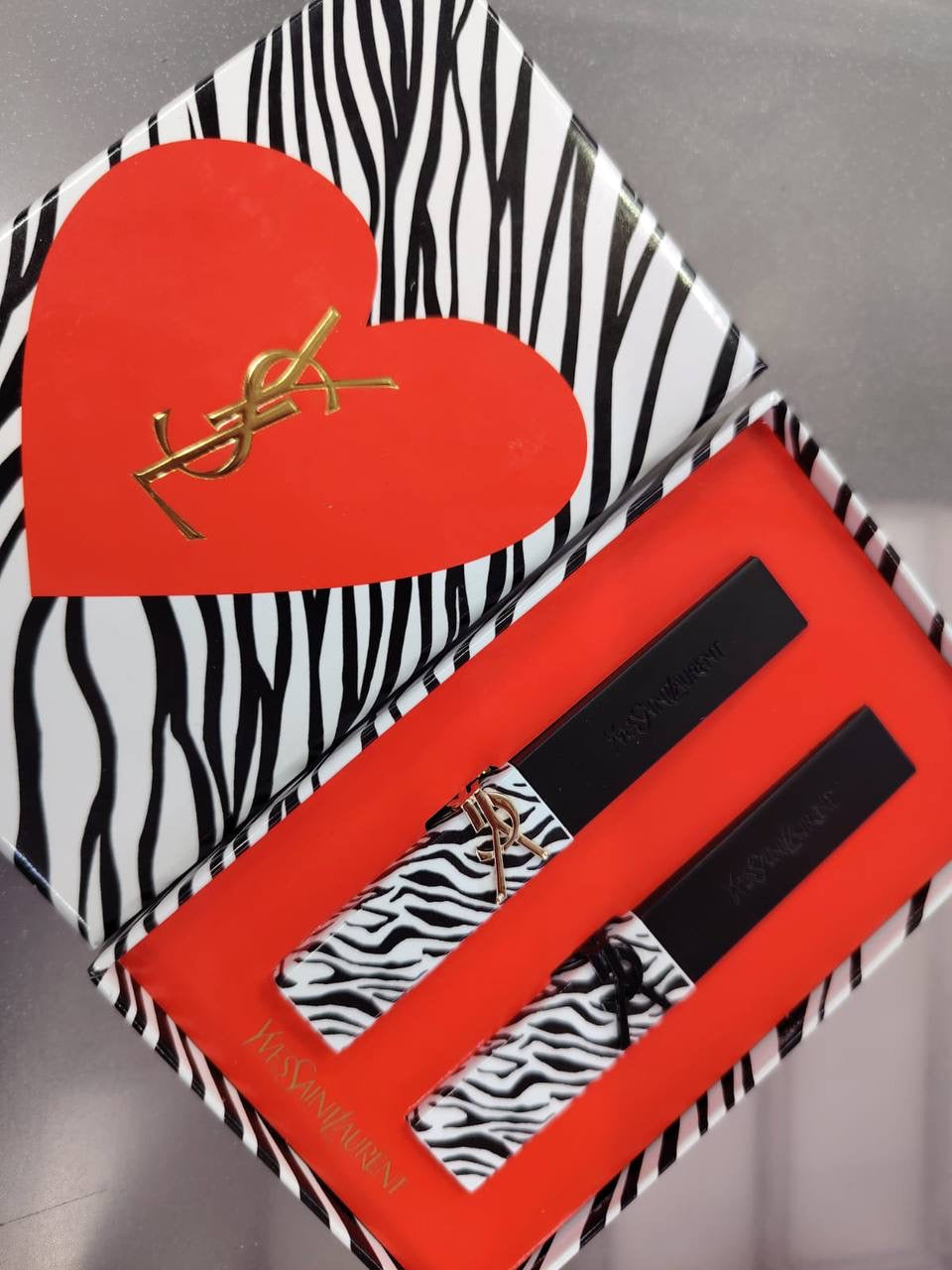 Ysl set

60 dhs

Zain36
♥️♥️♥️