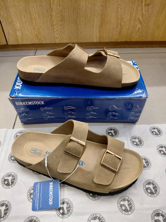 Restoke 

Birkenstock High Quality 
New Arrived 
Size 36 To 46

100 dhs🇦🇪🇦🇪

Zain120
♥️♥️♥️