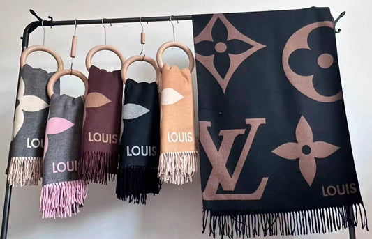 Scarfs 

Good Quality 

60 dhs🇦🇪🇦🇪

Zain250
♥️♥️♥️