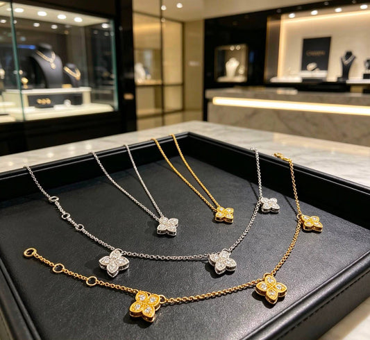ROBERTO COIN ❤️‍🔥
Necklace 😍
Bracelet 🦋
Master quality ✨
With normal boxes 📦 
80 dhs🇦🇪🇦🇪


With master box 🗃️ 
200 dhs🇦🇪🇦🇪

Zain216
♥️♥️♥️