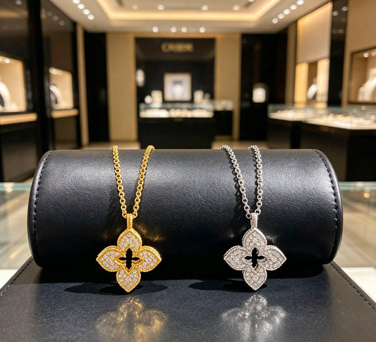 ROBERTO COIN ❤️‍🔥
Necklace 😍
Earring 🔥
Bracelet 🦋
Master quality ✨
With normal boxes 📦 
145 dhs🇦🇪🇦🇪


With master box 🗃️ 
235 dhs🇦🇪🇦🇪

Zain216
♥️♥️♥️