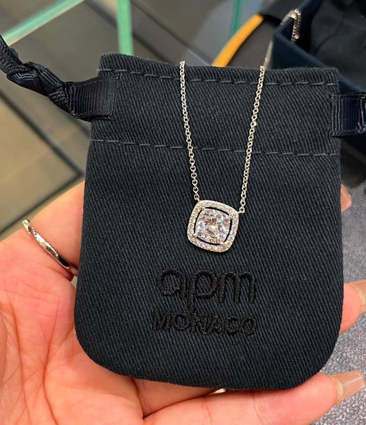 APM set
Necklace 
Earrings 
Master quality 💐

120 dhs🇦🇪
 normal box 📦 


140 dhs🇦🇪
master box 🗃️

Zain48
♥️♥️♥️
