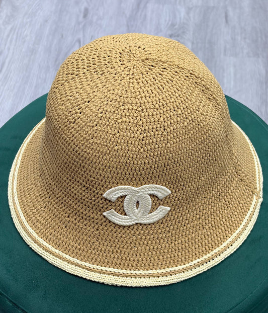 CHANEL HATS / CAPS / BEANIES

For Price 👇 WTSP Text Zain 
🙋‍♀️ 0568585901
🙋‍♀️ 0507557372
🙋‍♂️ 0552275751

Zain328
♥️♥️♥️