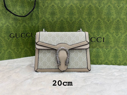 Gucci ᴅɪᴏɴʏsᴜs sᴍᴀʟʟ
ʟᴏɴɢ ᴄʜᴀɪɴ

ᴡɪᴛʜ ʙᴏx
🎁🎁🎁
sɪᴢᴇ:20ᴄᴍ
80 dhs🇦🇪

Zain56
♥️♥️♥️