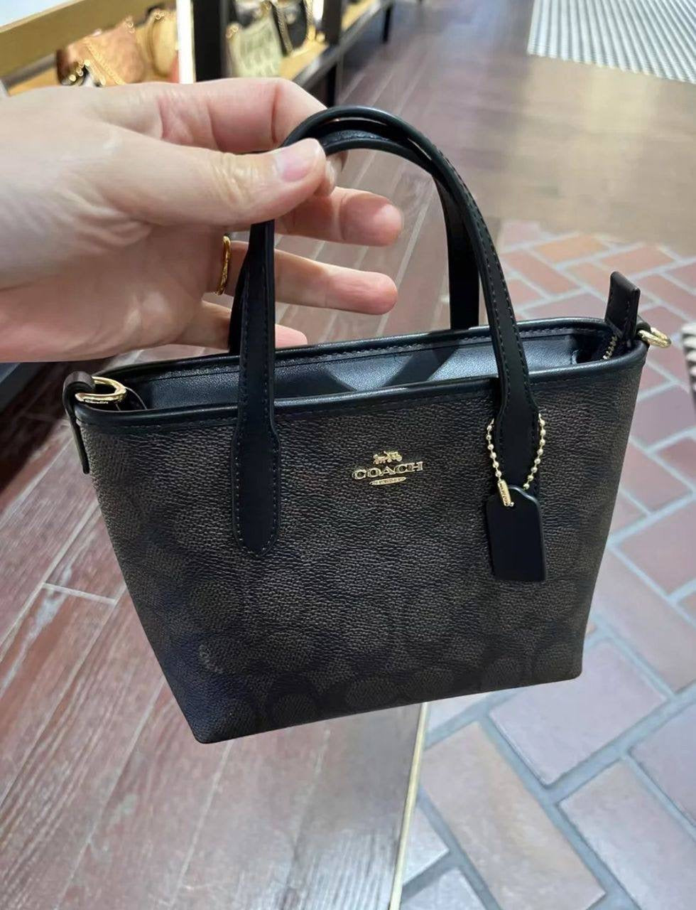 Coach - Prada

85 dhs🇦🇪
Good quality

Zain35
♥️♥️♥️