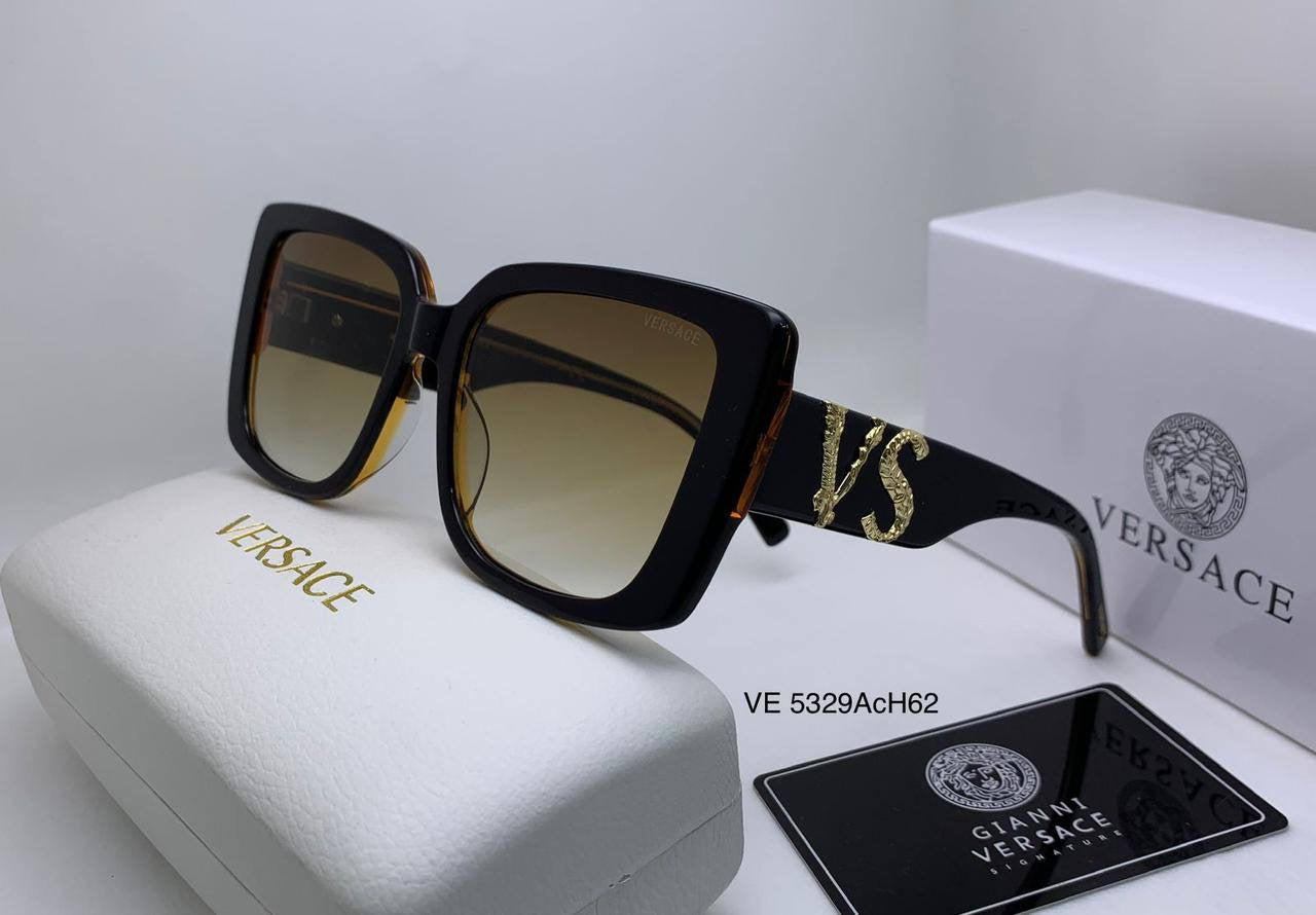 Versace
Super master 
170 dhs🪙

Zain126
♥️♥️♥️