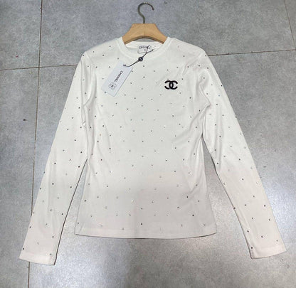 *New collections   
good quality ✅✅
Size:S  M   L  xl
85 dhs🪙

Zain231
♥️♥️♥️