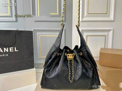 CHANEL
120 dhs🇦🇪
Good Quality 
28 cm

Zain90
♥️♥️♥️