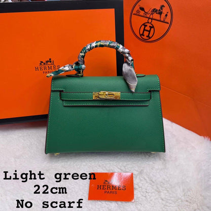 Hermes ᴋᴇʟʟʏ ʙᴀɢ  
gold hardware 
ᴡɪᴛʜ ʙᴏx 
🎁🎁🎁

No twilly
ʟᴇᴀᴛʜᴇʀ 
sɪᴢᴇ:22ᴄᴍ 
90 dhs🇦🇪

Zain56
♥️♥️♥️