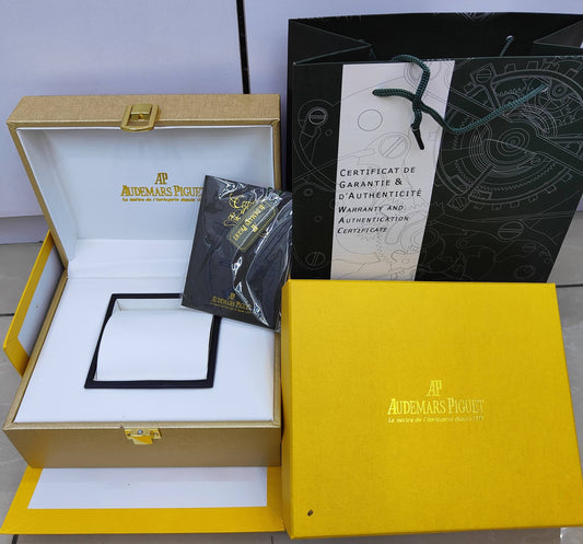 Watch boxes 

40 dhs🇦🇪🇦🇪

Zain136
♥️♥️♥️