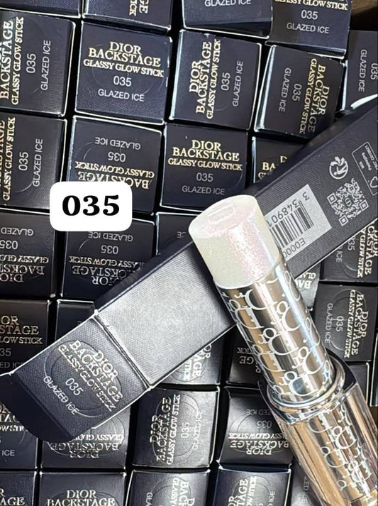 Dior glow stick 

50 dhs

Zain36
♥️♥️♥️