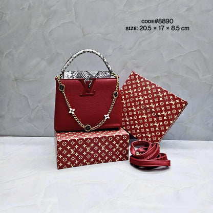 LV
ᴄᴀᴘᴜᴄᴄɪɴᴇ ᴛᴏᴘ ʜᴀɴᴅ ʙᴀɢ
ᴡɪᴛʜ ʟᴏɴɢ ʙᴇʟᴛ sᴛʀᴀᴘ
ɢᴏʟᴅ ʜᴀʀᴅᴡᴀʀᴇ
sɪᴢᴇ : 20.5 cm

ᴡɪᴛʜ BOX
🎁🎁🎁

75 dhs🇦🇪

Zain31
♥️♥️♥️