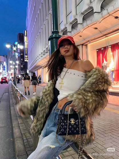 Chanel kelly
Size :  20 * 12.5 * 6 cm
85 dhs🇦🇪
with box🎁

Zain115
♥️♥️♥️