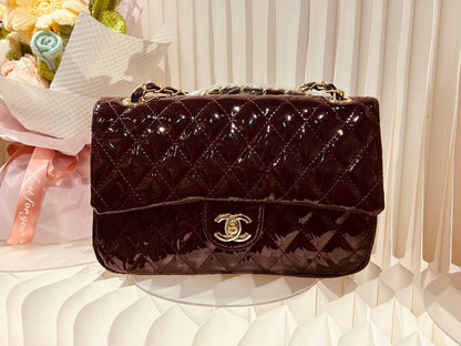 CHANEL 

26*8*16cm

100 dhs🇦🇪

with box
🎁🎁🎁

Zain254
♥️♥️♥️