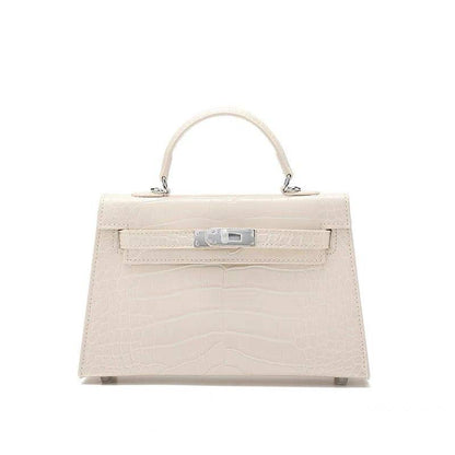 Hermes
KL-22 with box 
95 dhs🪙💕

KL-25 with box
 115 dhs🪙💕 

Zain136
♥️♥️♥️