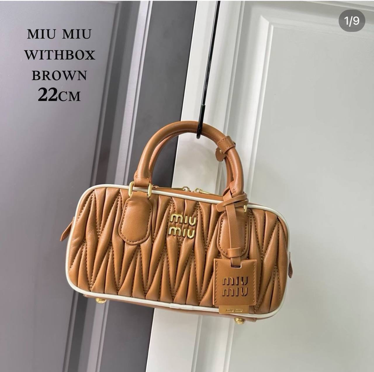 MIUMIU ᴀʀᴄᴀᴅɪᴇ
ʜᴀɴᴅʙᴀɢ/ʟᴏɴɢ sᴛʀᴀᴘ
ᴡɪᴛʜʙᴏx
🎁🎁🎁

ʟᴇᴀᴛʜᴇʀ
sɪᴢᴇ:22ᴄᴍ
80 dhs🪙

Zain56
♥️♥️♥️