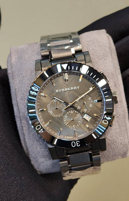 Burberry 
watch for men 
good quality 
270 dhs🇦🇪

Zain59
♥️♥️♥️
