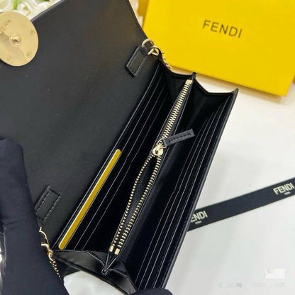 Fendi Fis
Size : 23 * 14 cm
80 dhs🇦🇪

with box
🎁🎁🎁

Zain115
♥️♥️♥️