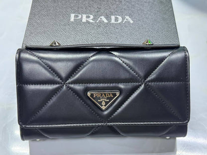 Bags offer

With box 
🎁🎁🎁

75 dhs🪙💕

Zain50
♥️♥️♥️