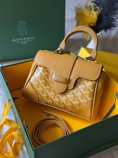 GOYARD
20cm
350 dhs🇦🇪
Top quality 

With box
🎁🎁🎁

Zain167
♥️♥️♥️