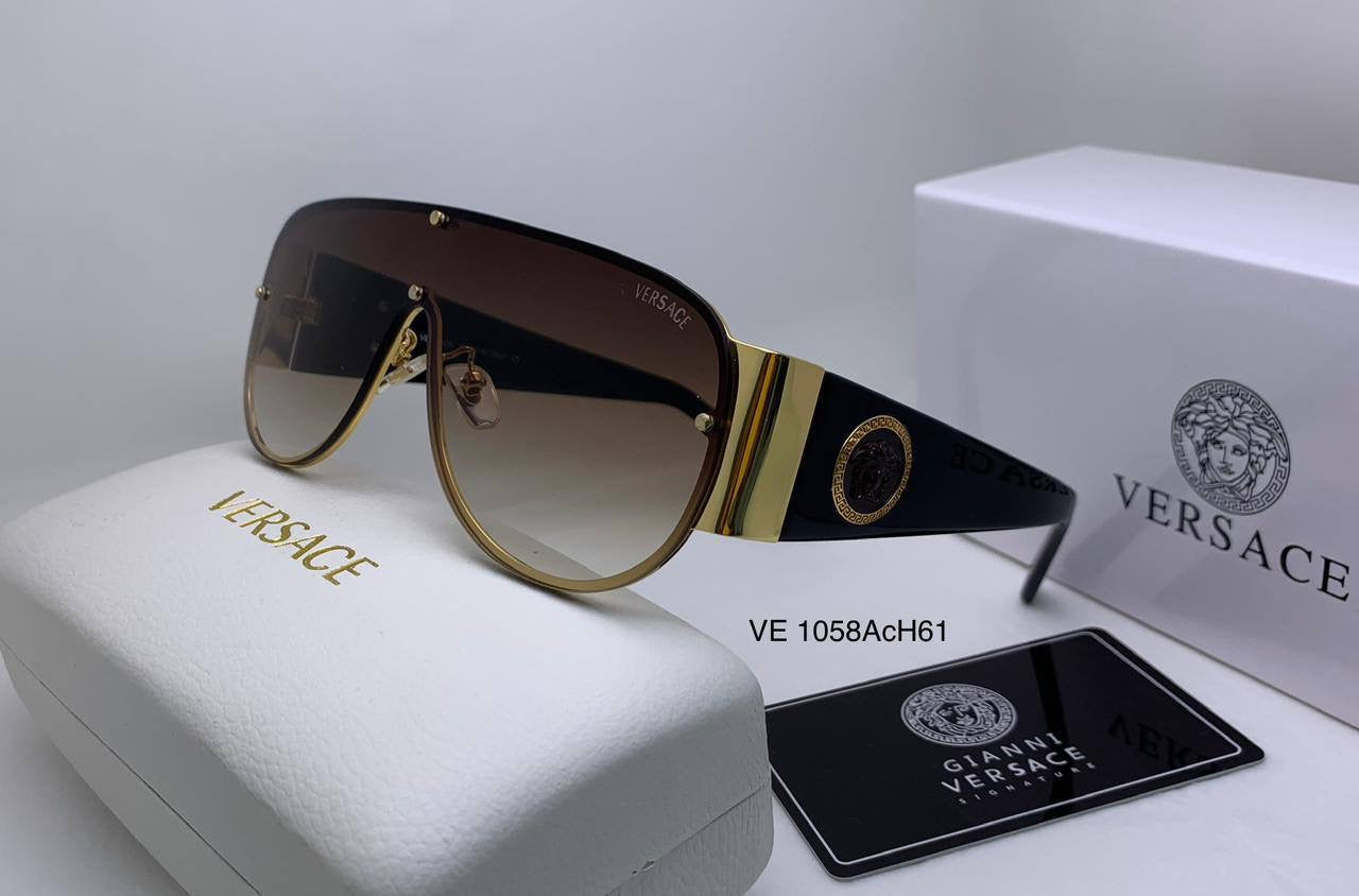 Versace
Super master 
170 dhs🪙

Zain126
♥️♥️♥️