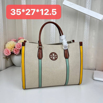 Tory Burch
90 dhs🇦🇪
Size…42x33cm
Size…35x27cm

Zain137
Zain93
♥️♥️♥️