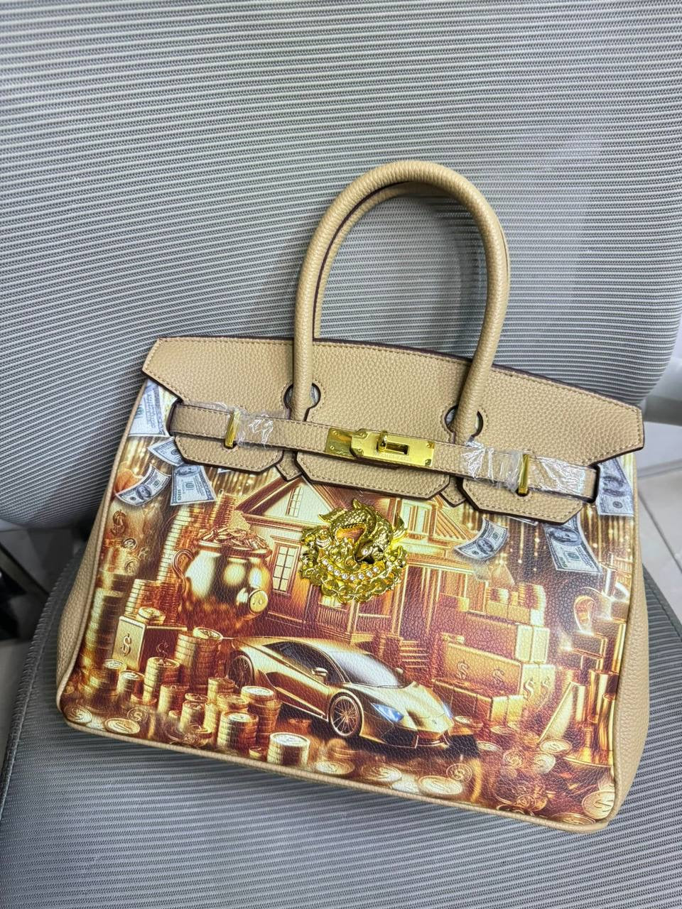 Hermes

30cm

95 dhs🇦🇪

Zain16
♥️♥️♥️