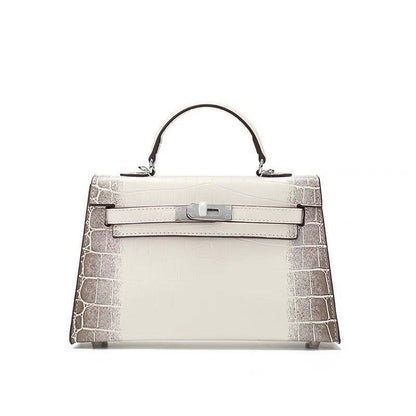 Hermes
KL-22 with box 
95 dhs🪙💕

KL-25 with box
 115 dhs🪙💕 

Zain136
♥️♥️♥️