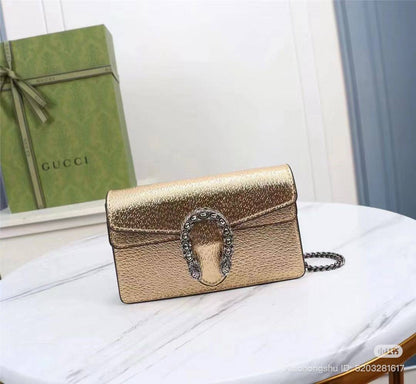 Gucci - Master +++
270 dhs🪙💕

Zain192
♥️♥️♥️