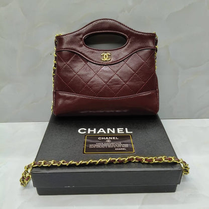 CHANEL ɴᴀɴᴏ sʜᴏᴘᴘᴇʀ
ǫᴜɪʟᴛᴇᴅ ʟᴇᴀᴛʜᴇʀ ᴍᴀᴛᴇʀɪᴀʟ
sɪᴢᴇ : 20cm

ᴡɪᴛʜ BOX
🎁🎁🎁

90 dhs🪙

Zain31
♥️♥️♥️